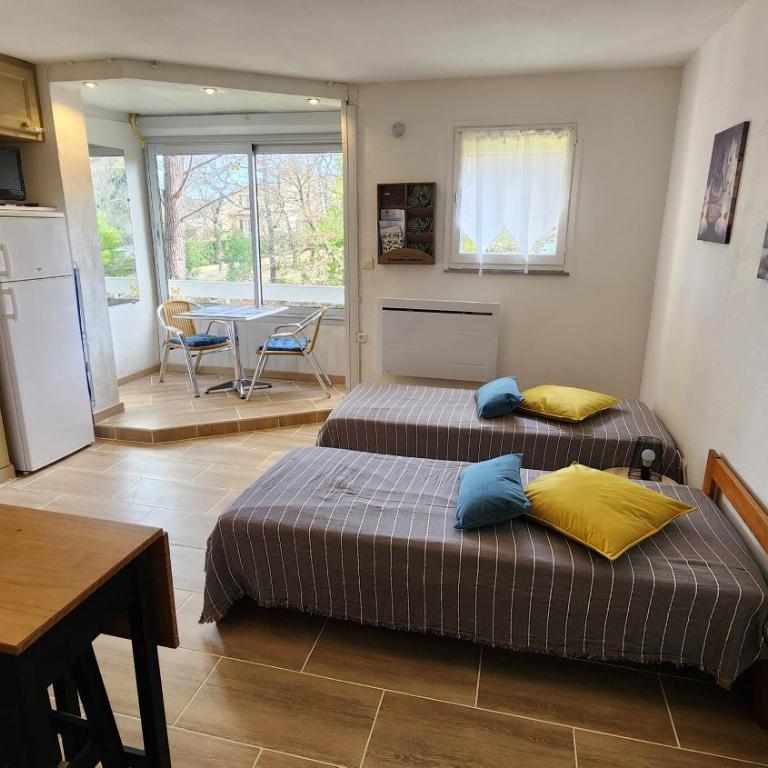 Studio Garrigues Gréoux les bains curistes Thalatherme - Apartment mit 1 Schlafzimmer - 11