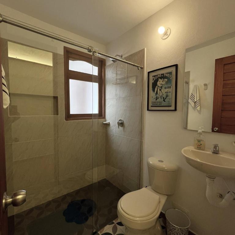 Hermoso Apartamento ubicado a 4 cuadras de Plaza Mayor - Casa de 3 dormitorios - 25