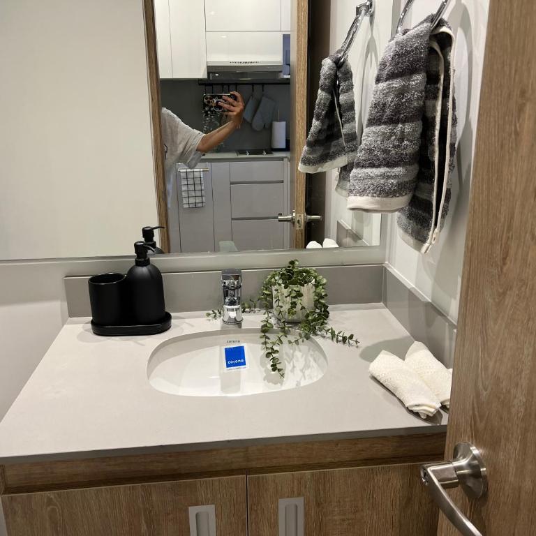 Apartasuite Central y Moderno Teusaquillo Centro Internacional - Apartamento de 1 dormitorio - 30