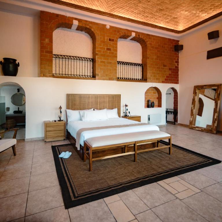 BOTANIQ HOTEL BOUTIQUE - Suite Junior con vistas a la piscina - 4