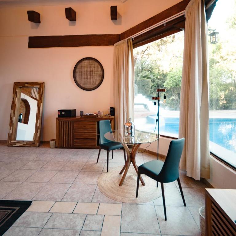 BOTANIQ HOTEL BOUTIQUE - Suite Junior con vistas a la piscina - 8