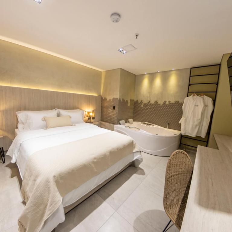 Sonata 44 Hotel Laureles - Suite con bañera de hidromasaje - 3
