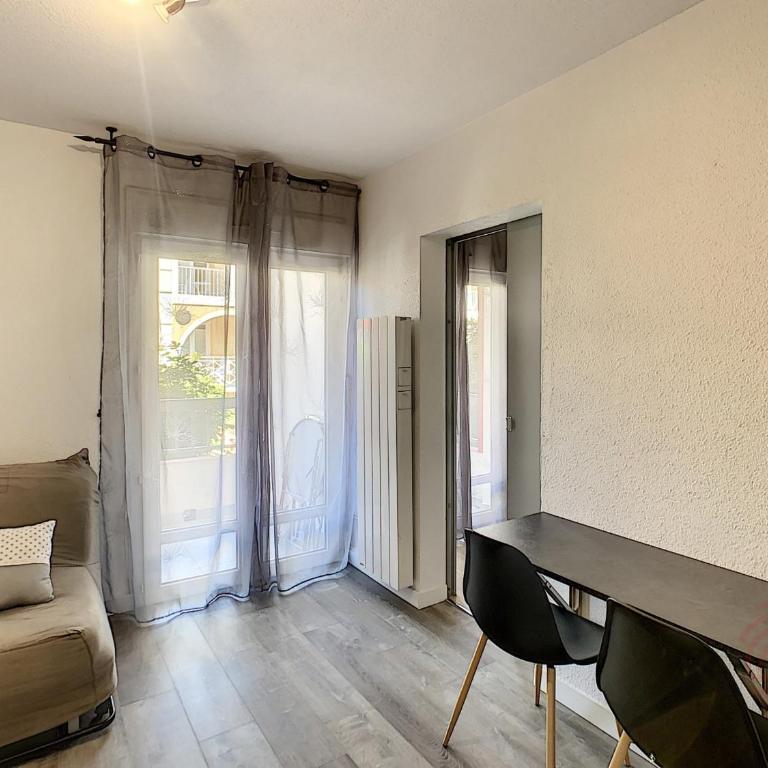 Charmant F2 avec Balcons, Proche Thermes, Animaux Acceptés, Wifi, Ascenseur, Parking Gratuit - FR-1-451-206 - Apartamento de 1 dormitorio - 7