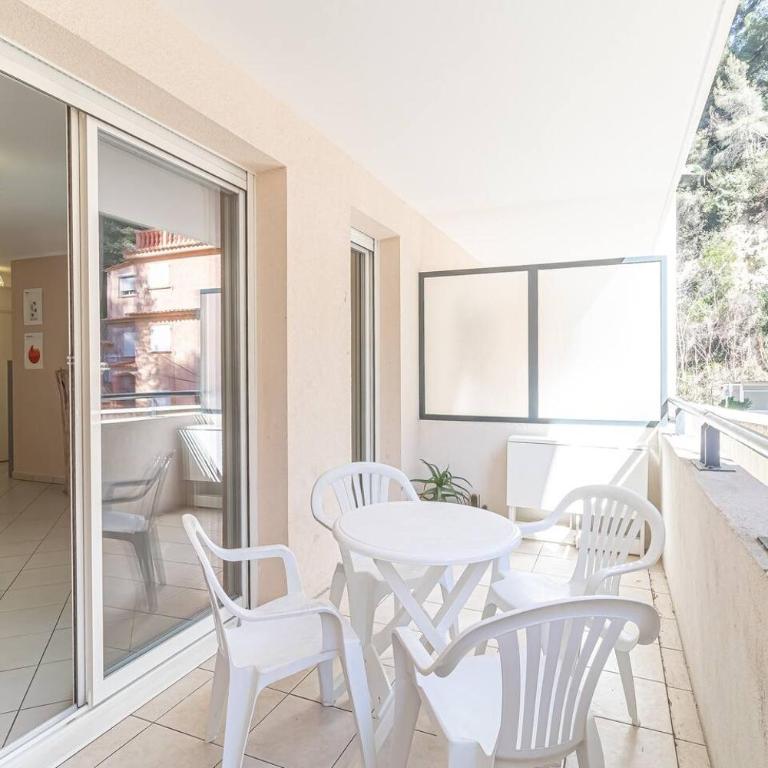 1 bedroom apartment Near Monaco Train Station - Chambre Simple - 10