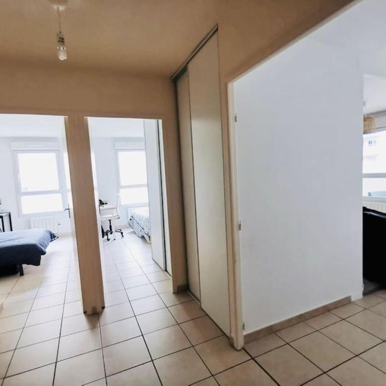 Le cosy montpelliérain T3 avec parking - Two-Bedroom Apartment - 14