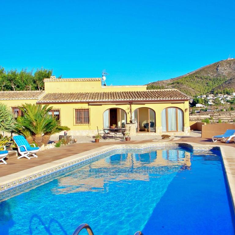 Marquesol - pri. pool villa with captivating hill views in Benitachell - Three-Bedroom Villa - 4