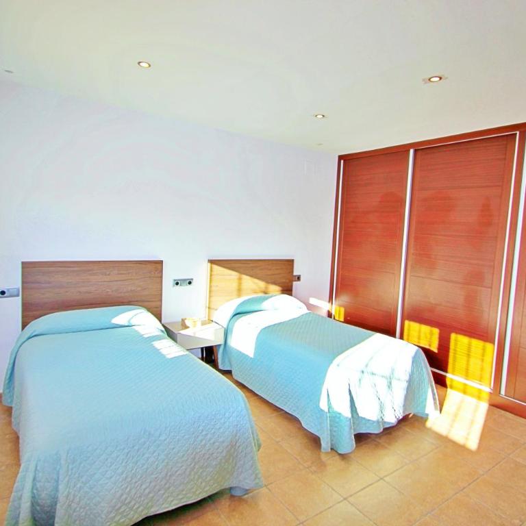 Marquesol - pri. pool villa with captivating hill views in Benitachell - Three-Bedroom Villa - 23