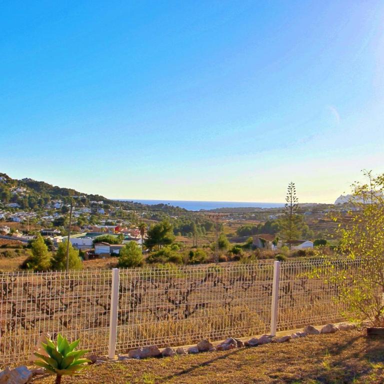 Marquesol - pri. pool villa with captivating hill views in Benitachell - Three-Bedroom Villa - 11