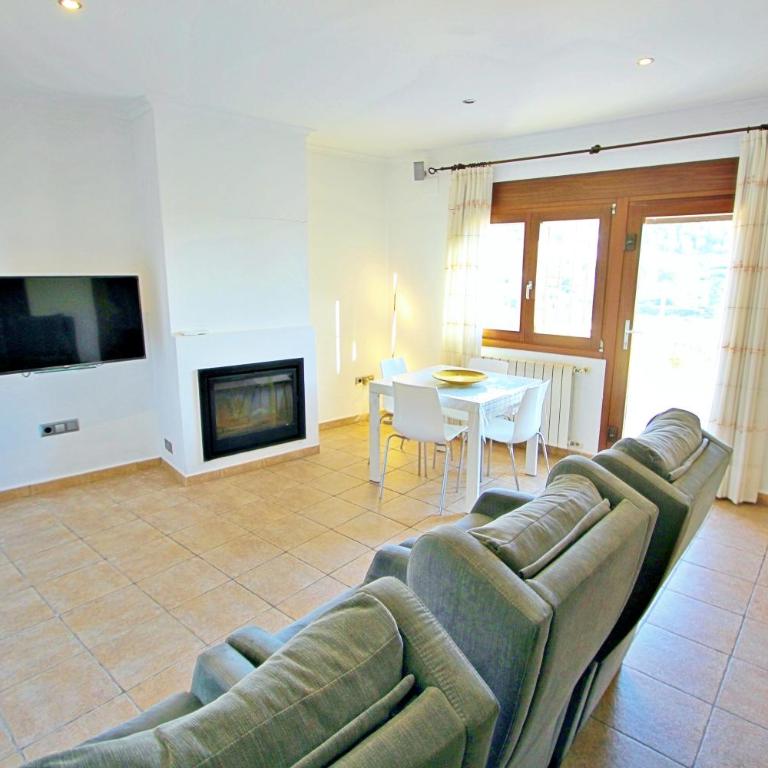 Marquesol - pri. pool villa with captivating hill views in Benitachell - Three-Bedroom Villa - 18