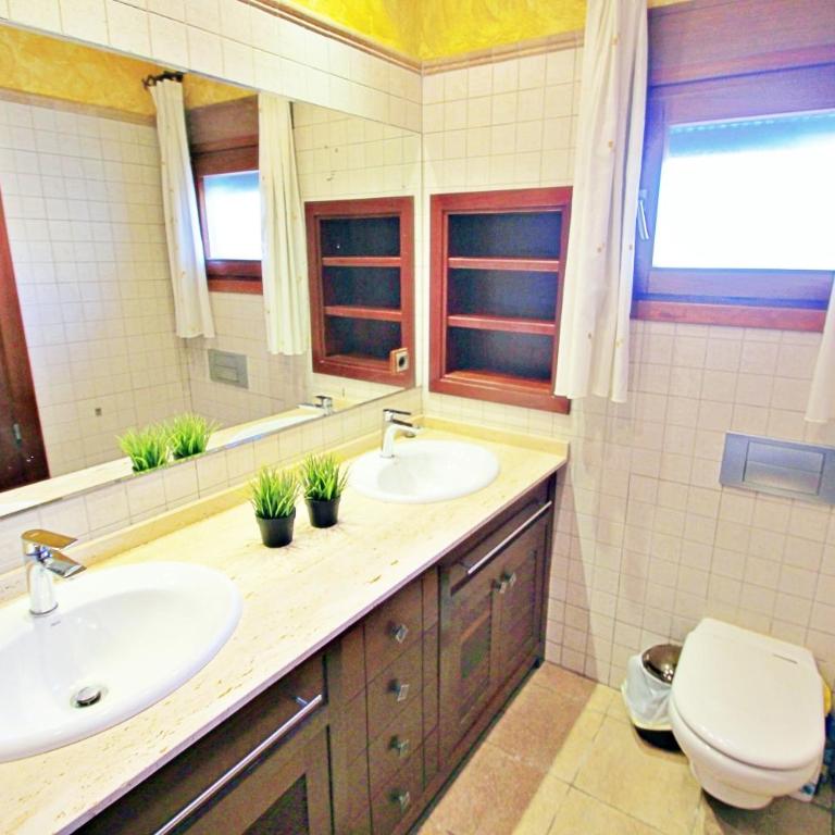 Marquesol - pri. pool villa with captivating hill views in Benitachell - Three-Bedroom Villa - 27