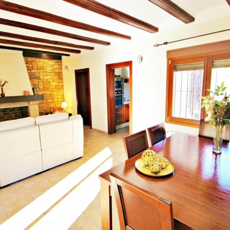Marquesol - pri. pool villa with captivating hill views in Benitachell - Three-Bedroom Villa - 19