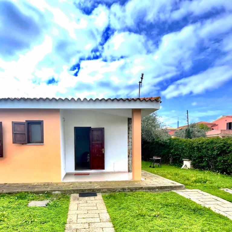 ISS Travel, La Mendula Holiday Home, 2 bedrooms-apartments with private outdoor area - Casa con 2 Camere da Letto - 1