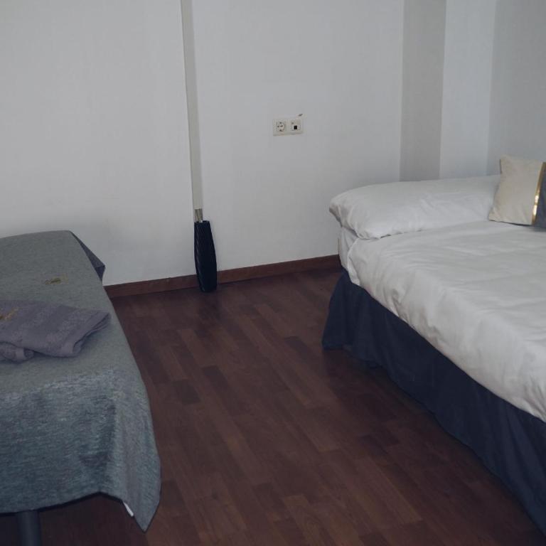 Habitación centro - One-Bedroom Apartment - 9