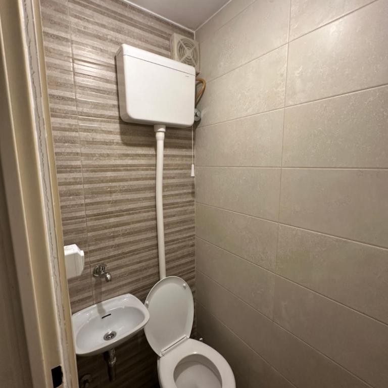 Seaside Serenity: 2-Bedroom Apartment with Boka Bay View - Apartman sa 2 Spavaće Sobe - 12