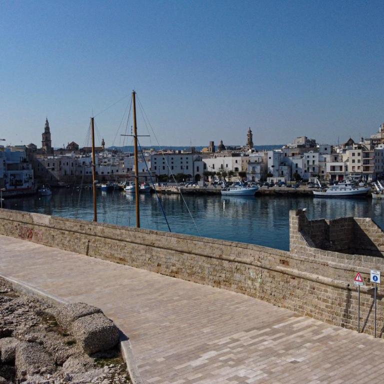 Loft 900 - Home & SPA - A Timeless Luxury in Monopoli - One-Bedroom Apartment - 95