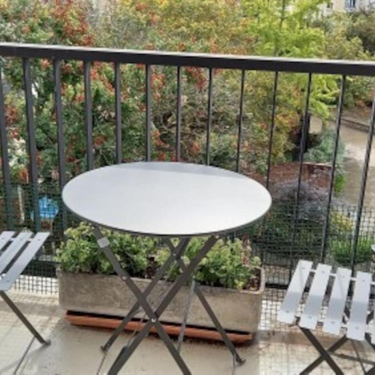 L'ESCUDIER Appartement calme proche Roland Garros avec vue panoramique et parking - Apartment mit 1 Schlafzimmer - 8