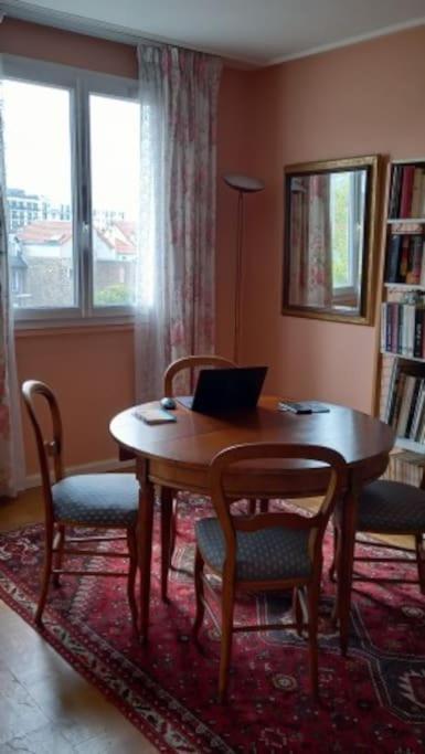 L'ESCUDIER Appartement calme proche Roland Garros avec vue panoramique et parking - Apartment mit 1 Schlafzimmer - 14