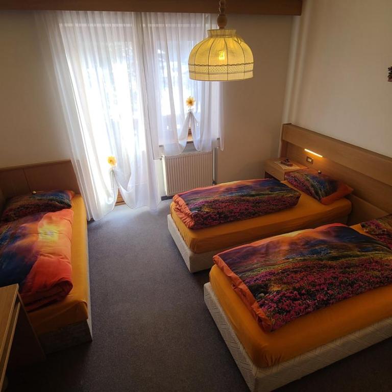 Hotel Garni Ongaro - Camera Tripla con 3 Letti Singoli. - 2