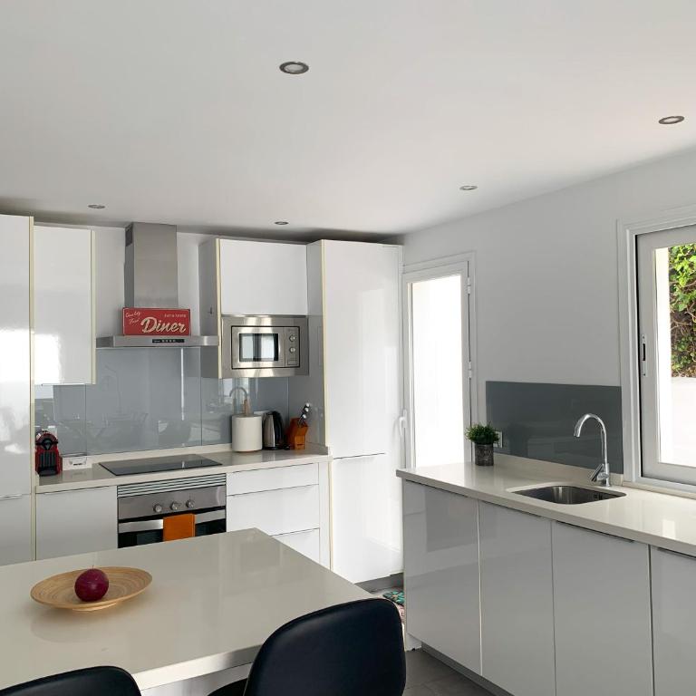 Increíble bajo con jardín y piscina - Puerto Banús - Apartamento de 2 dormitorios - 22
