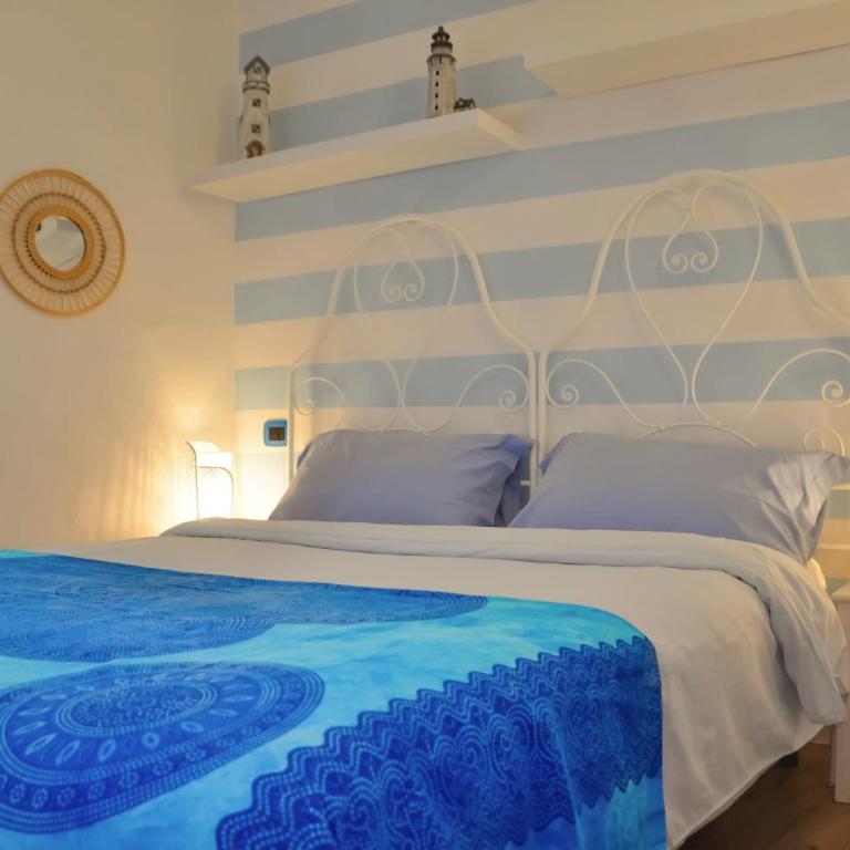 DEMIVIE GUESTHOUSE - Camera Matrimoniale - 1