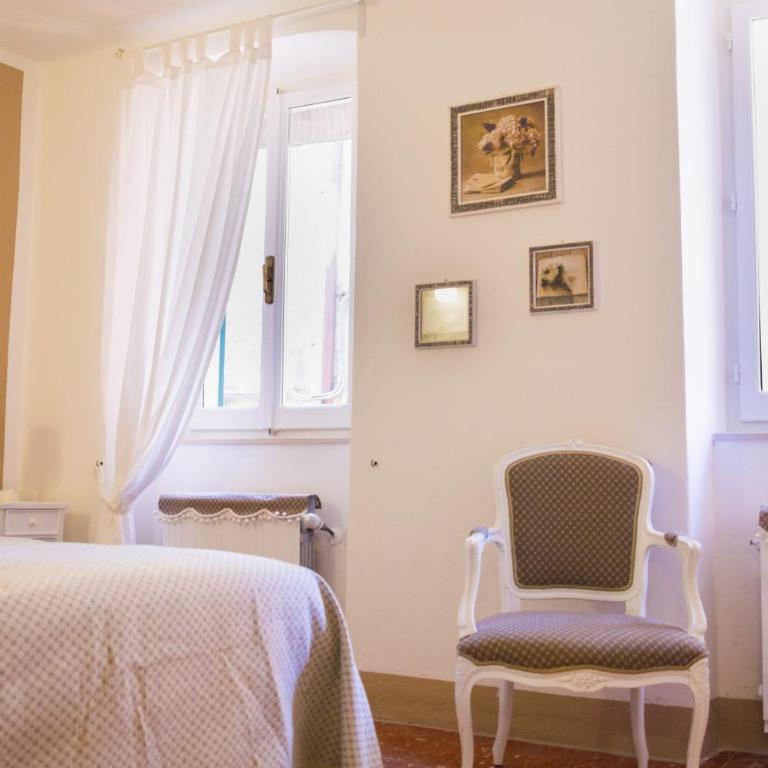 DEMIVIE GUESTHOUSE - Camera Matrimoniale con Bagno Privato - 13