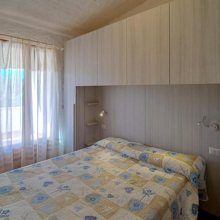 Appartamento Residenziale Trilocale 4 posti letto via Loiri - Two-Bedroom House - 10