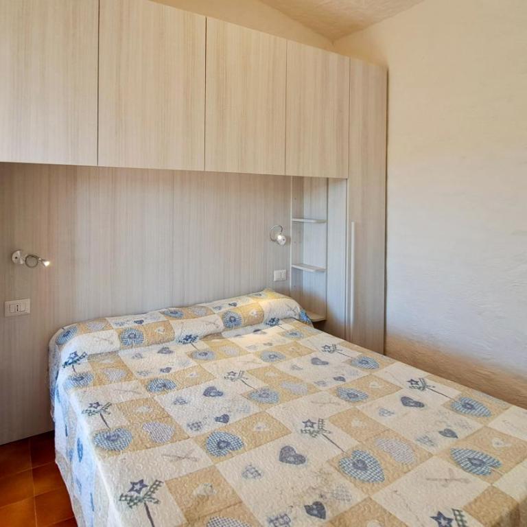 Appartamento Residenziale Trilocale 4 posti letto via Loiri - Two-Bedroom House - 11