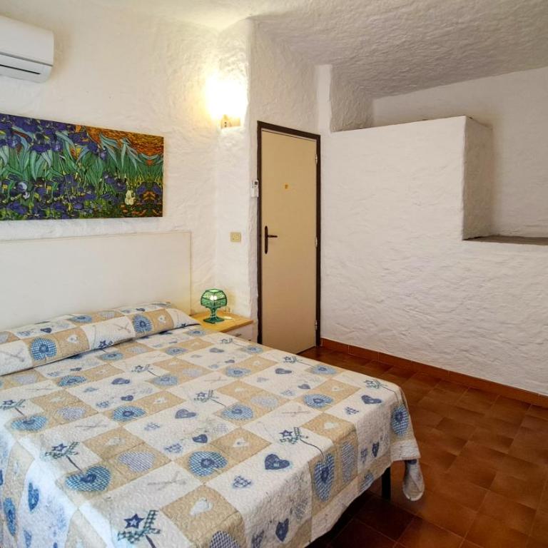 Appartamento Residenziale Trilocale 4 posti letto via Loiri - Two-Bedroom House - 16