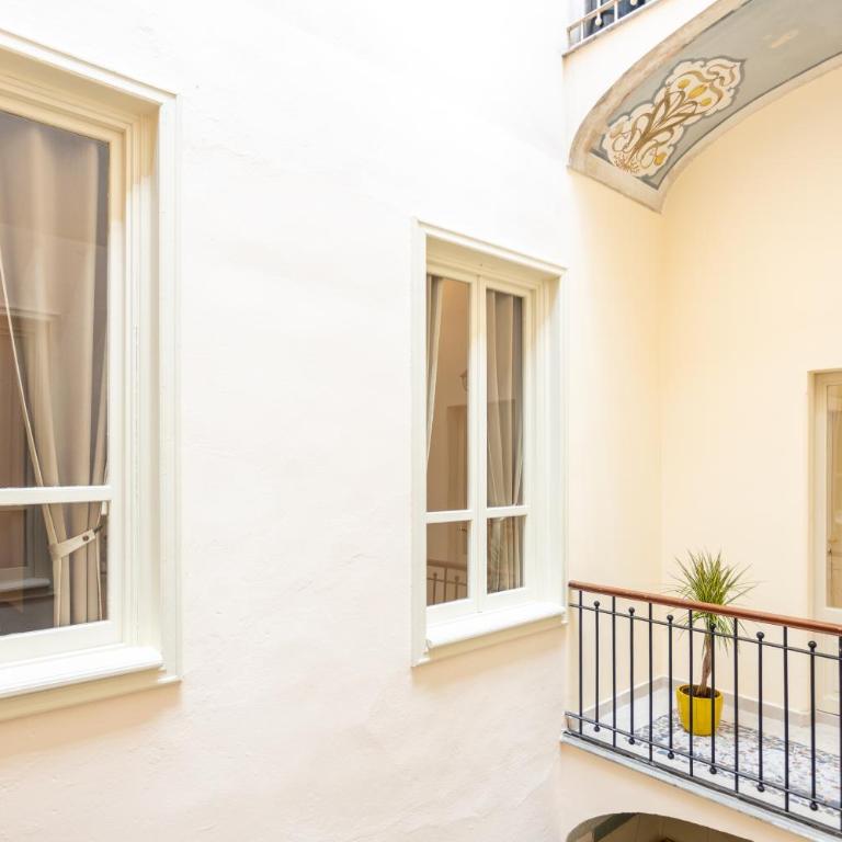 Magnini Rooms - Camera Tripla con Bagno Privato - 24