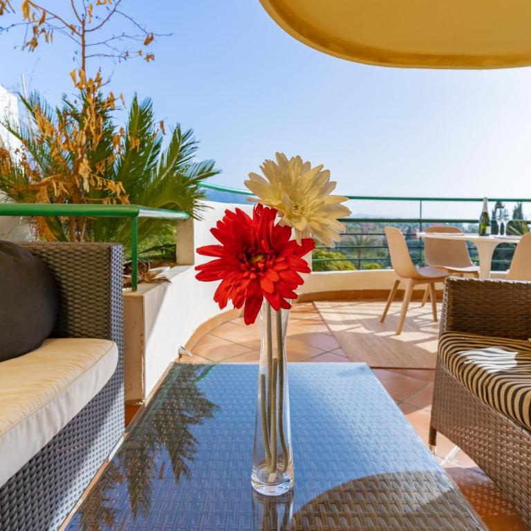 Central 2 Bedroom Apartment with Stunning Views - Apartamento con vistas al mar - 4