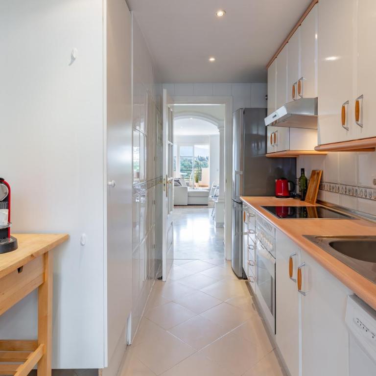 Central 2 Bedroom Apartment with Stunning Views - Apartamento con vistas al mar - 8