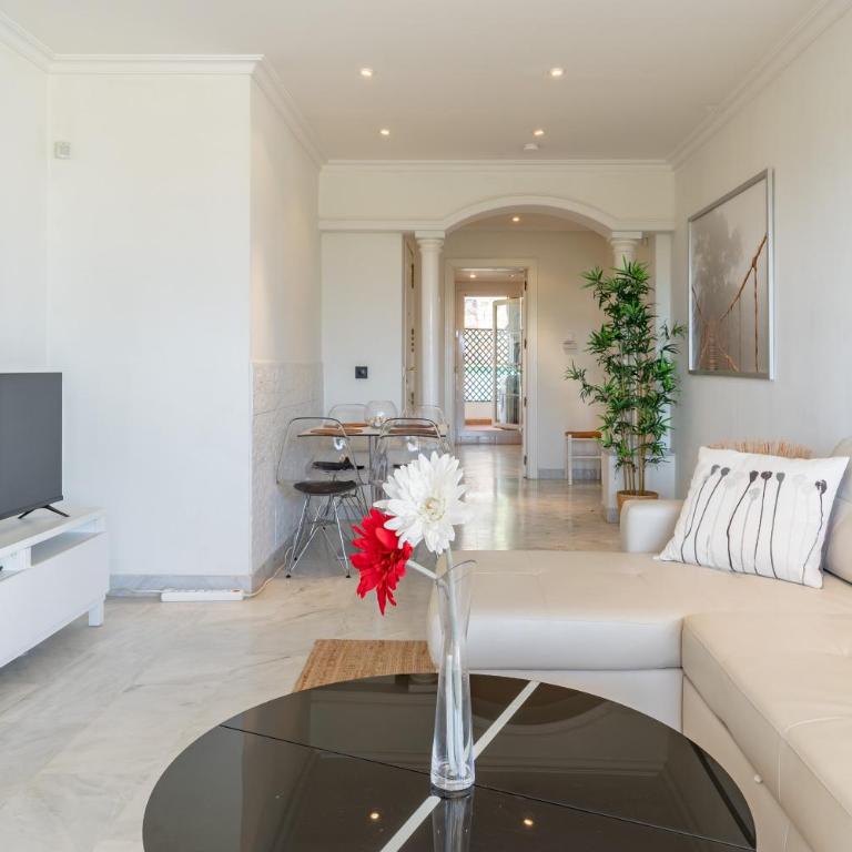 Central 2 Bedroom Apartment with Stunning Views - Apartamento con vistas al mar - 15