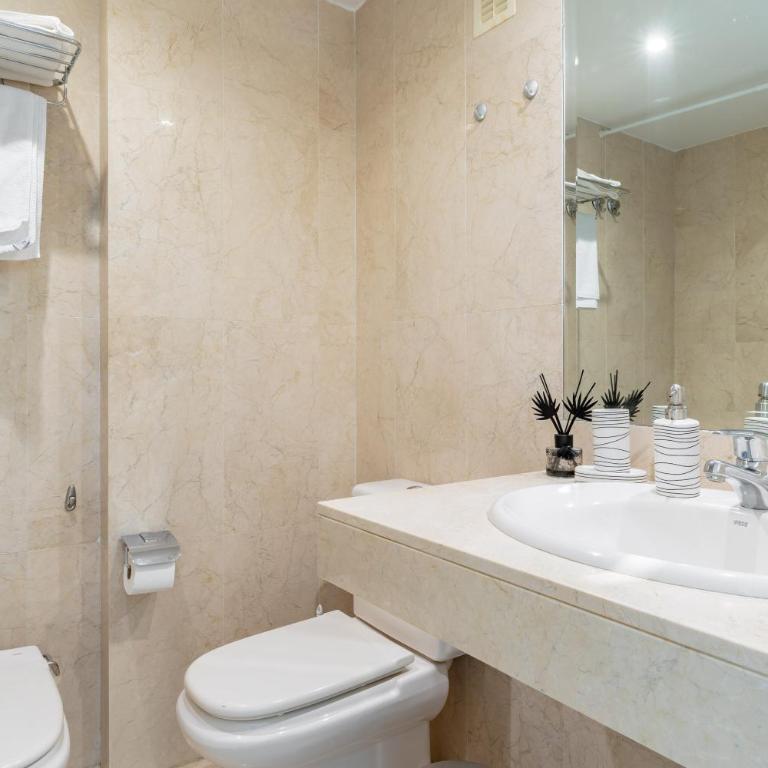 Central 2 Bedroom Apartment with Stunning Views - Apartamento con vistas al mar - 17