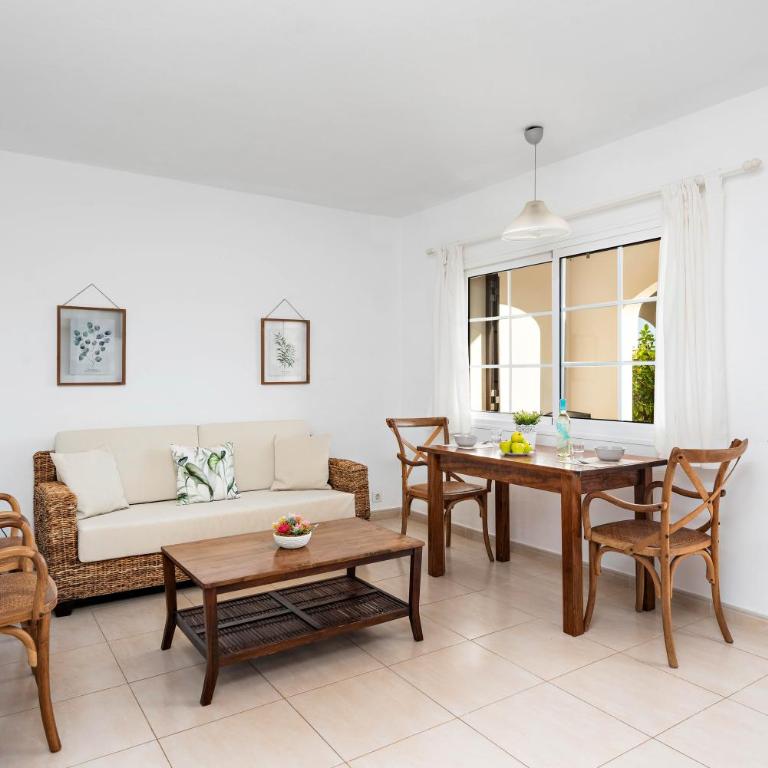 Apartamentos en Son Bou - Apartamento Superior de 2 dormitorios - 13