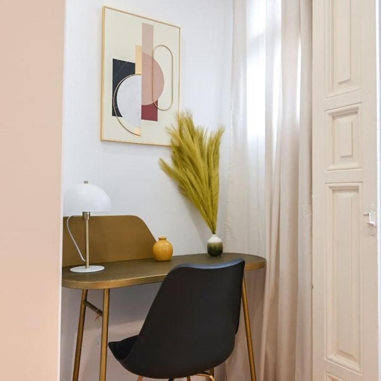 For You Rentals Vive la vida madrileña en piso temporal 2 habitaciones CER832 - Two-Bedroom Apartment - 23