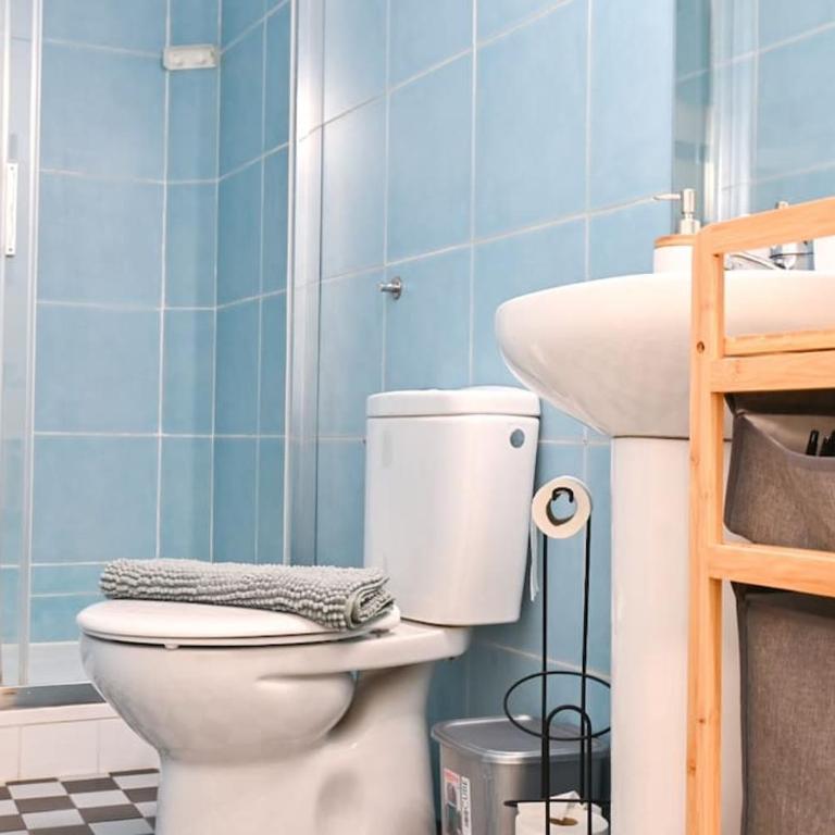 For You Rentals Vive la vida madrileña en piso temporal 2 habitaciones CER832 - Two-Bedroom Apartment - 27