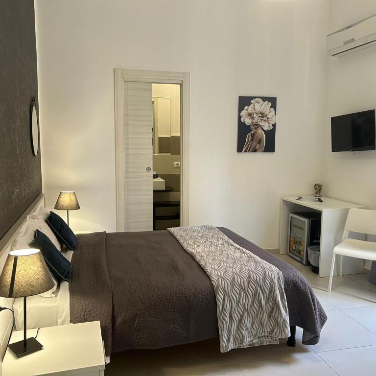 Amarillo - Double Room with Private Bathroom - 15