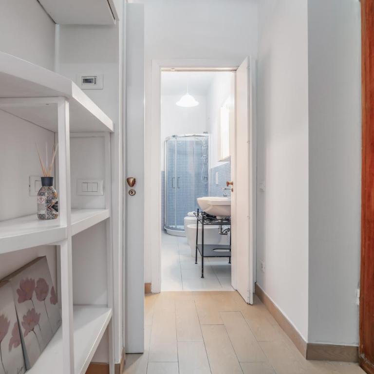 GuestHost - One step away from the historic center Lovely Flats - Two-Bedroom Apartment - 17