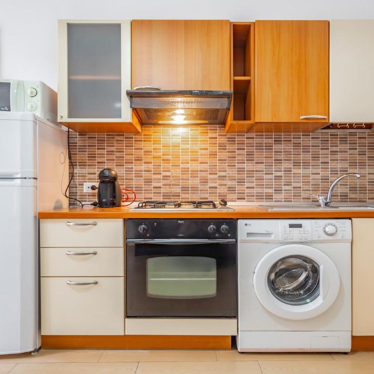 GuestHost - One step away from the historic center Lovely Flats - Two-Bedroom Apartment - 8