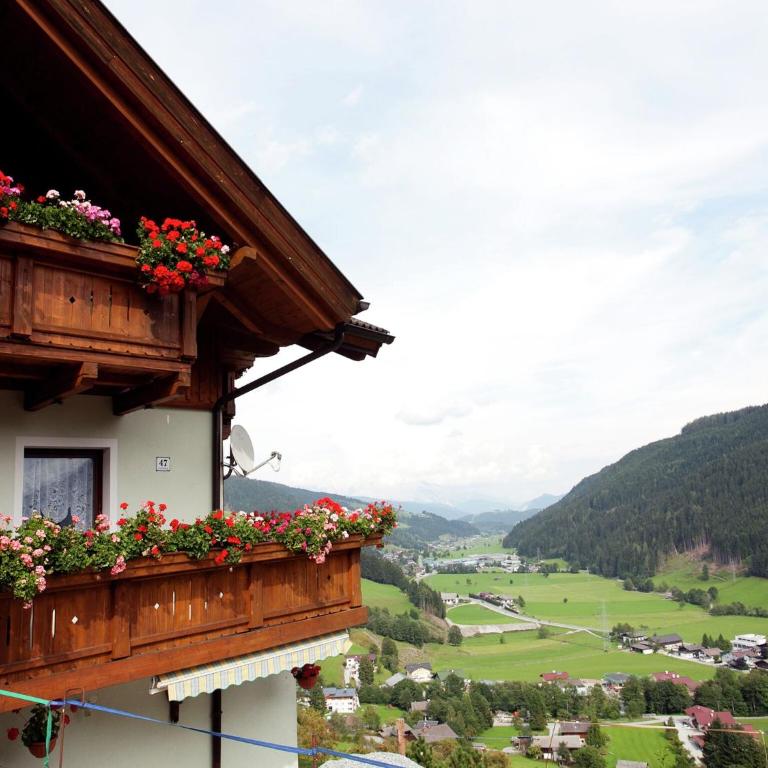 Apartment in Wagrain near Ski Slopes - Apartment mit 2 Schlafzimmern - 2