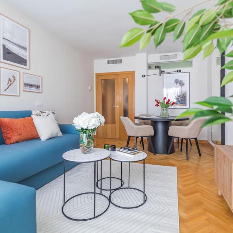 Apartamento con parking y piscina - One-Bedroom Apartment - 3