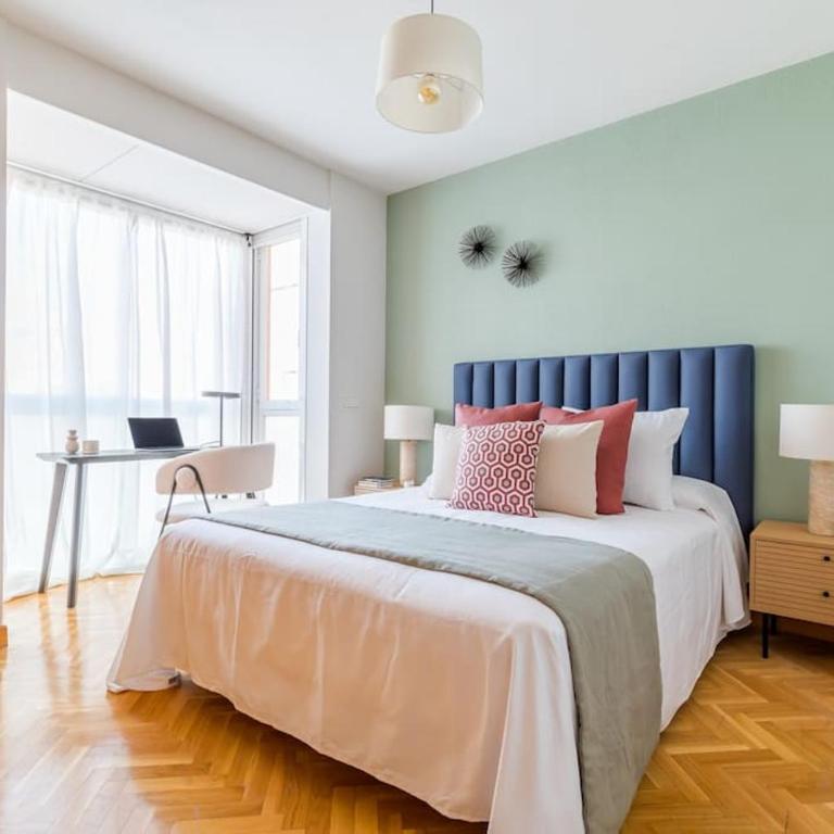 Apartamento con parking y piscina - One-Bedroom Apartment - 12