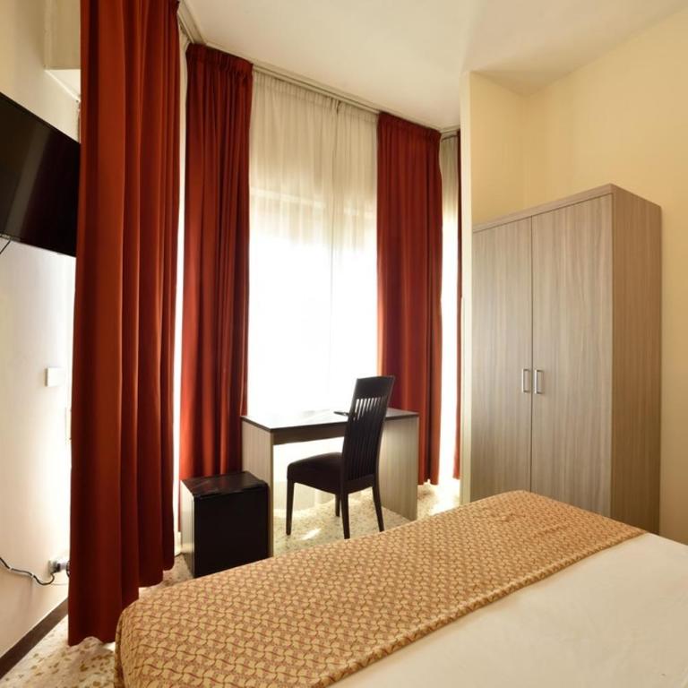 Hotel Diano Marina Mhotelsgroup - Habitación Doble Deluxe - 1 o 2 camas - 2