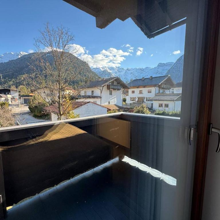 Two Brothers Inn - Doppelzimmer mit Bergblick - 4