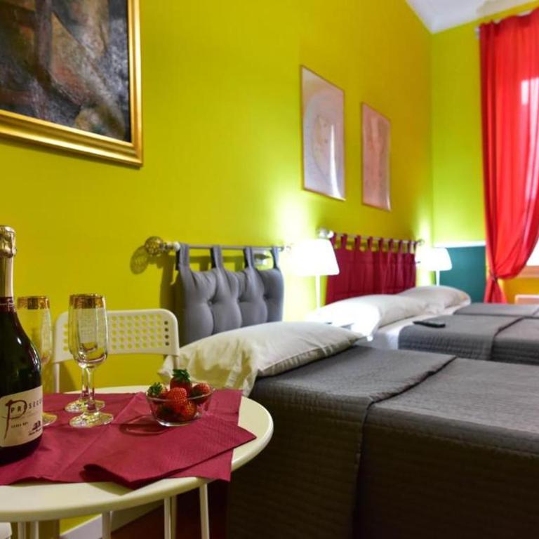 Best Rooms Termini - Camera Tripla con Bagno Privato Esterno - 3