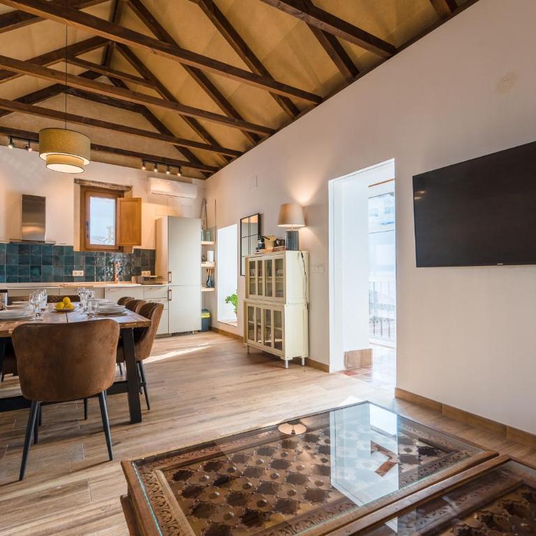 Preciosa Casa Renovada Centro Histórico 11 personas - Villa - 98