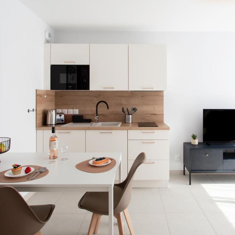 A5 Staywizus - Modern Studio 5 min to Sea - Pool & Garage - Studio - 7