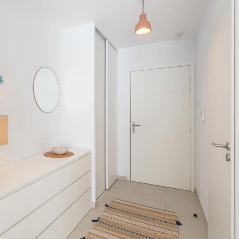 A5 Staywizus - Modern Studio 5 min to Sea - Pool & Garage - Studio - 14