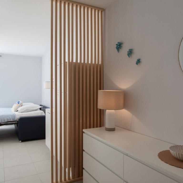A5 Staywizus - Modern Studio 5 min to Sea - Pool & Garage - Studio - 18