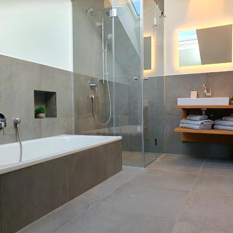 Ferienhaus Berger mit eigenen Whirlpool im Garten - Ferienhaus - 10